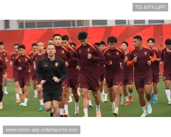 中国足球国家队前场压迫战术与对手失误诱发分析，中国国家足球队前锋队员